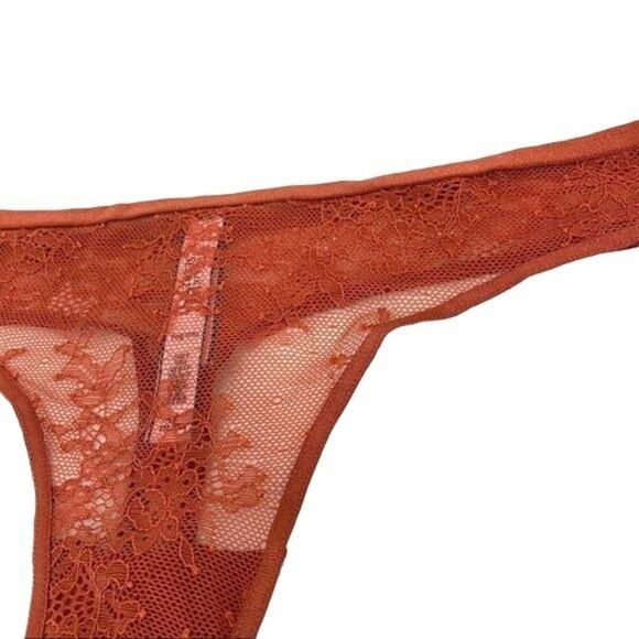Victoria's Secret Chantilly Lace Thong Panty Medium - Picture 3 of 7